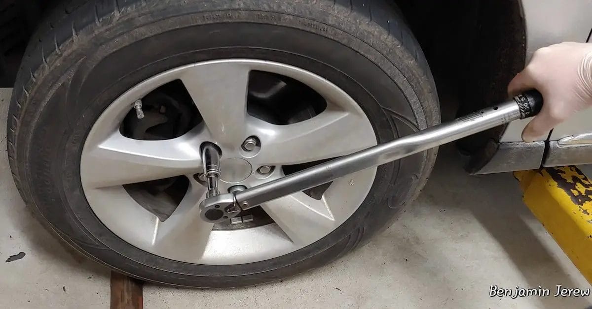 How Much To Torque Tires